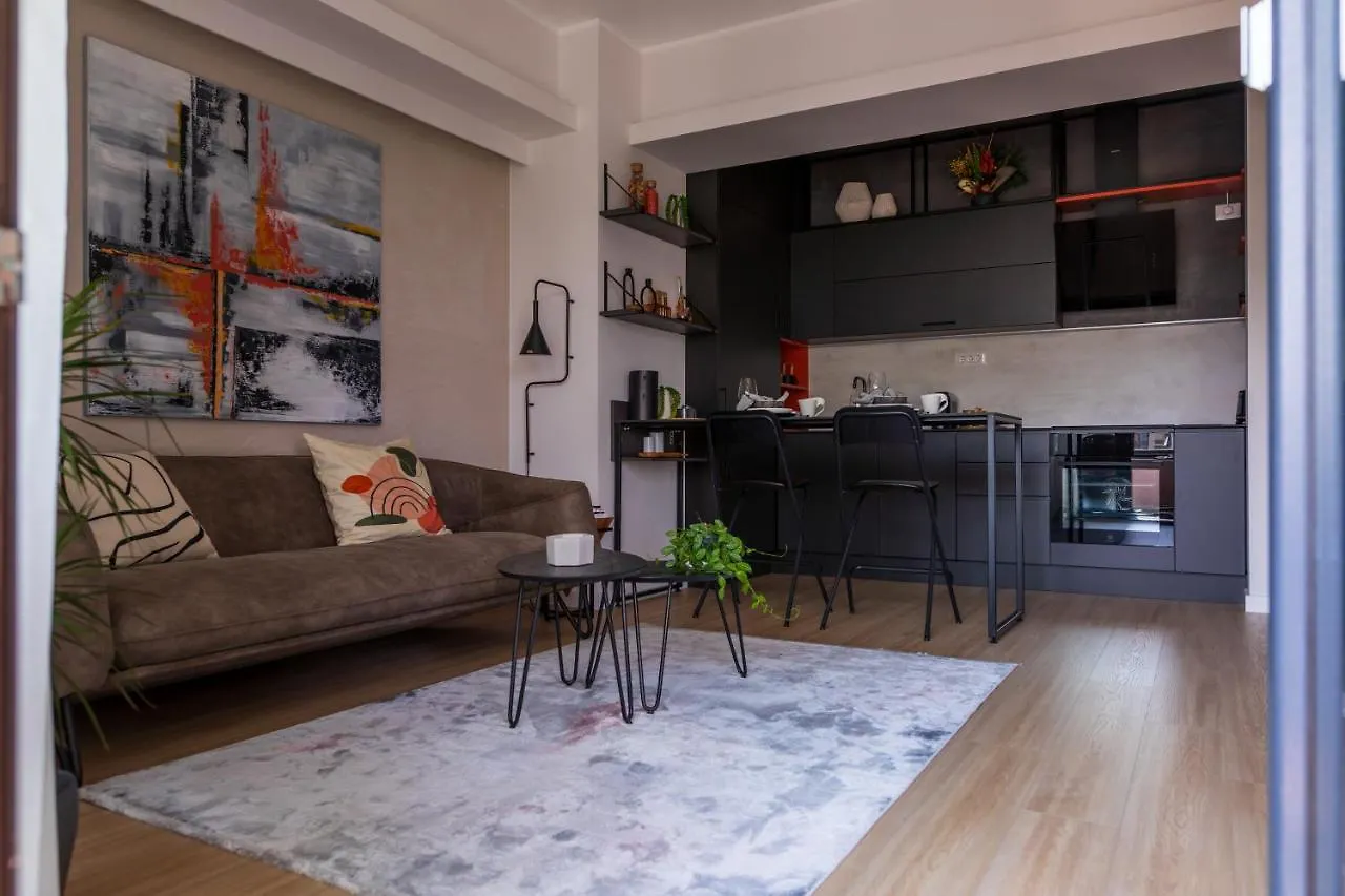 Tonic Studio Union Bucharest 0*,  Romania
